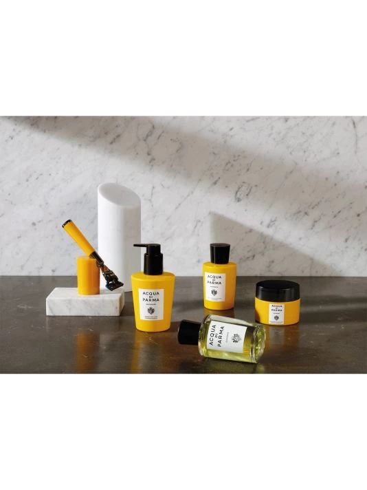 Acqua Di Parma Barbiere Thickening Shampoo 2 Acqua Di Parma Barbiere Thickening Shampoo - Image 2